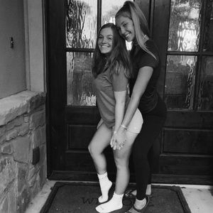 Meet your Posher, Taralynn